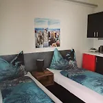 Ost I Free Parking I Self Check-in Motel