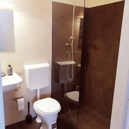 Ost I Free Parking I Self Check-in