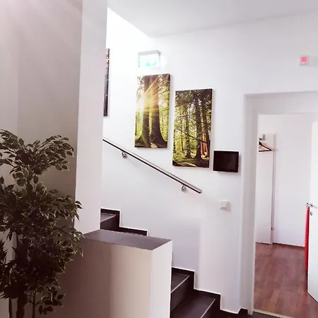 Мотель Ost I Free Parking I Self Check-in Грац