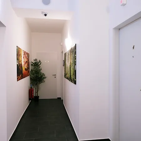 Мотель Ost I Free Parking I Self Check-in 3*