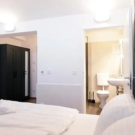 Motel Ost I Free Parking I Self Check-in 3*